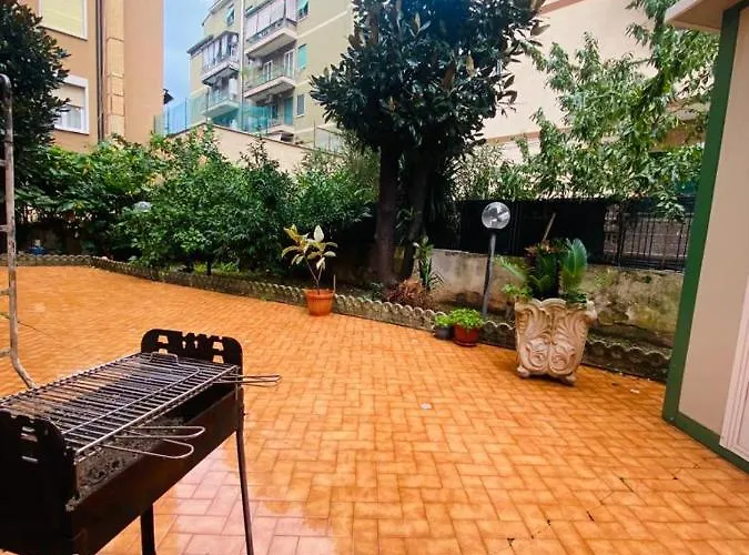 Large Garden * Roma