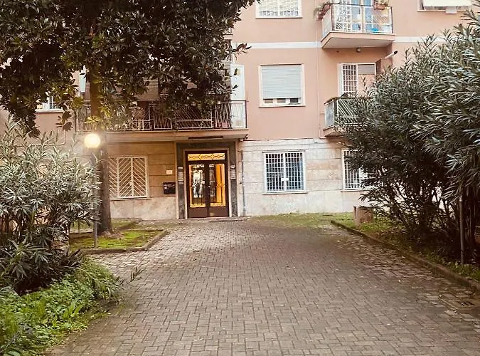 Large Garden Appartamento
